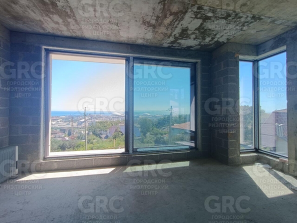 
  Продается дом, 300 м², Сочи
. Фото 3.