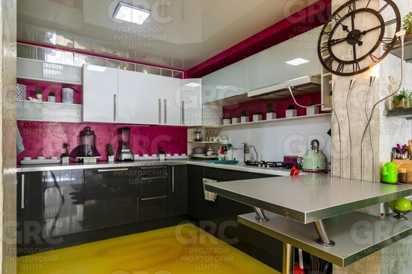 
  Продается дом, 320.1 м², Сочи
. Фото 7.