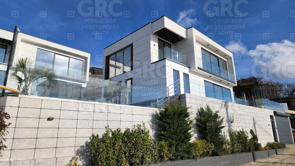 
   Продам коттедж, 220 м², Сочи

. Фото 3.