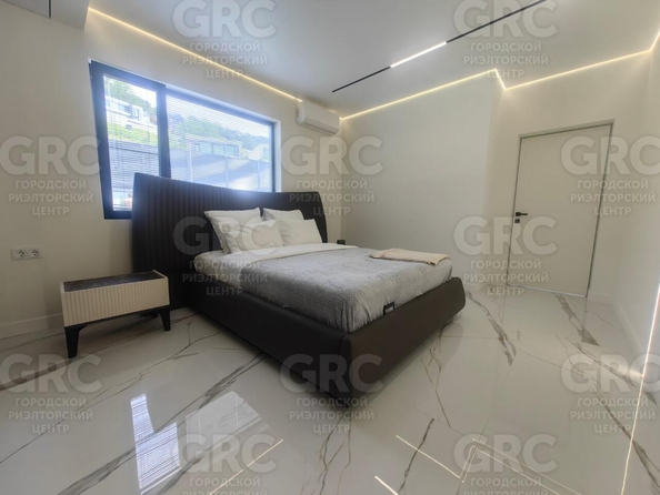 
   Продам дом, 285 м², Сочи

. Фото 12.