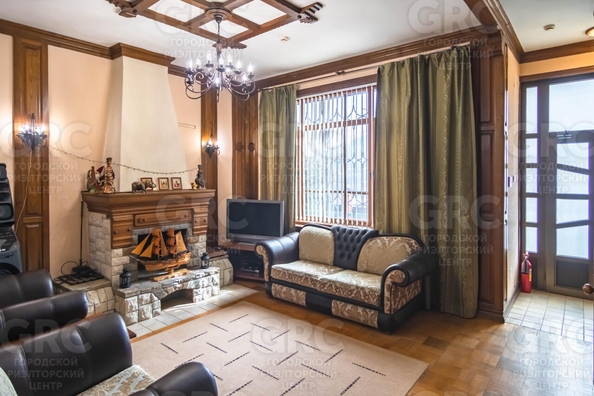
   Продам дом, 240 м², Сочи

. Фото 8.