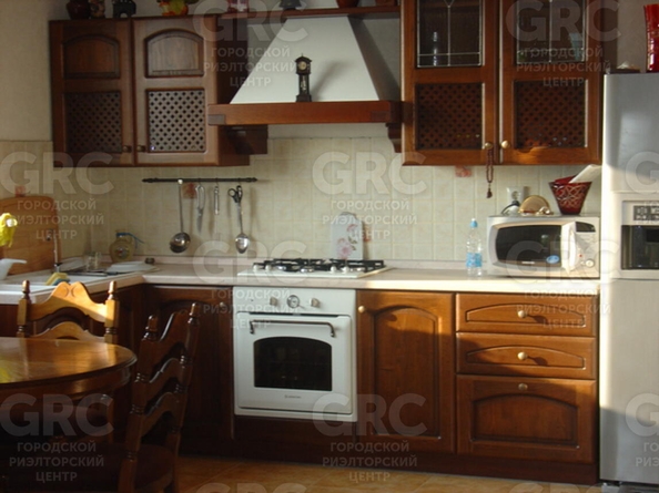 
  Продается дом, 220 м², Сочи
. Фото 2.