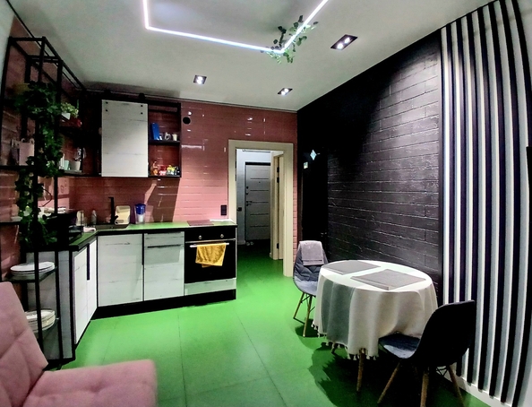 
  Продается 1-комн. квартира, 45 м², Омелькова ул, д. 93
. Фото 2.