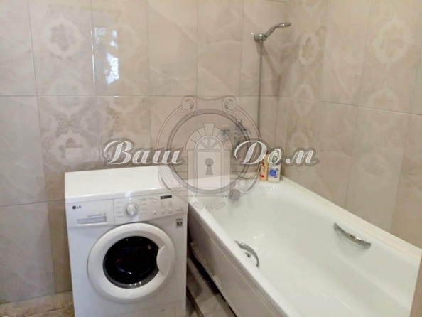 
  Продается 2-комн. квартира, 65.9 м², Суворова ул, д. 27к1
. Фото 17.