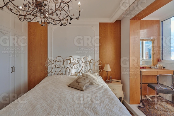 
  Продается 3-комн. квартира, 140 м², Юных Ленинцев ул, д. 10
. Фото 11.