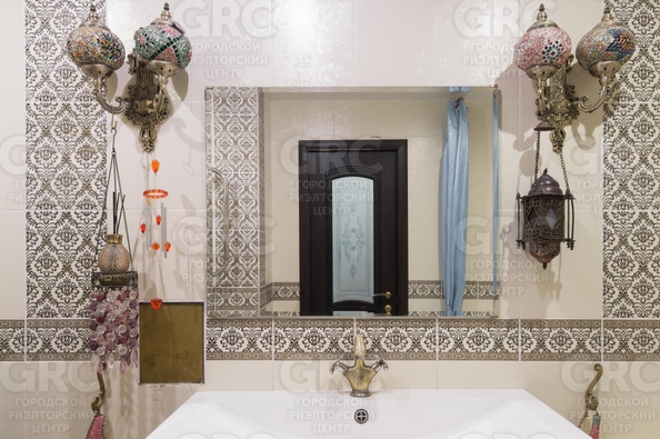 
  Продается 2-комн. квартира, 70 м², Целинная ул, д. 13а
. Фото 18.