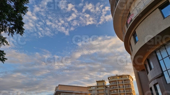 
  Продается 2-комн. квартира, 38 м², Горный пер, д. 5
. Фото 2.