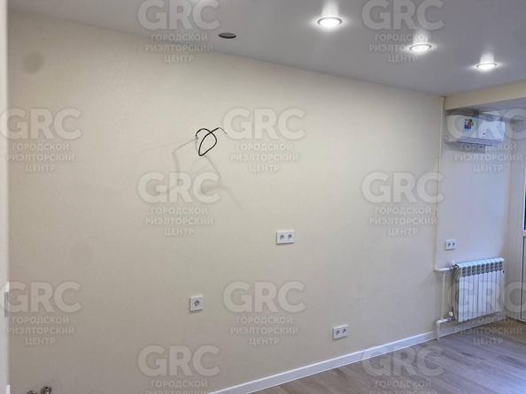 
  Продается 1-комн. квартира, 17 м², Чебрикова ул, д. 40
. Фото 4.
