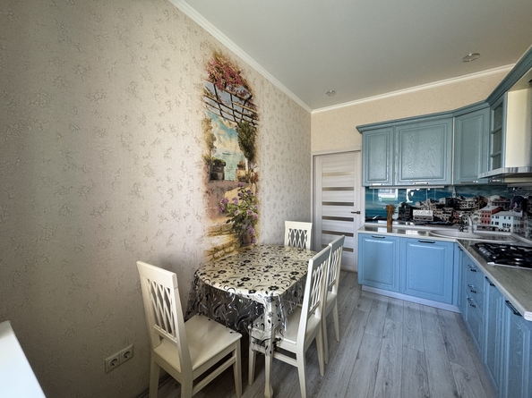 
  Продается 2-комн. квартира, 57 м², Ленина ул, д. 178к3
. Фото 3.