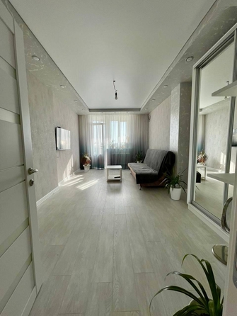 
  Продается 2-комн. квартира, 73 м², Ленина ул, д. 183
. Фото 10.