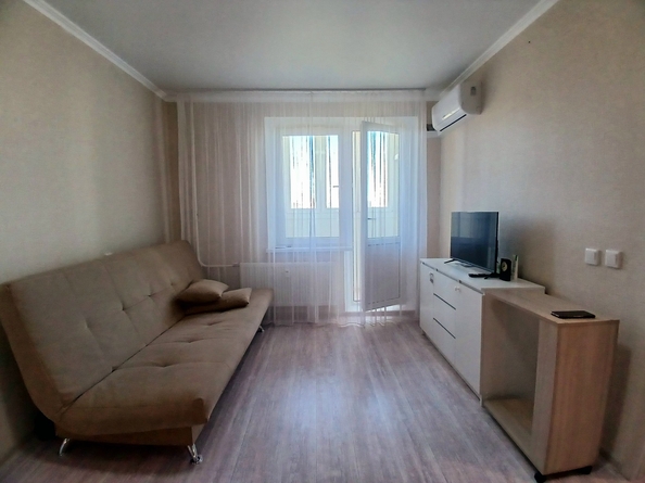 
  Продается 1-комн. квартира, 39 м², Адмирала Пустошкина ул, д. 22к12
. Фото 2.