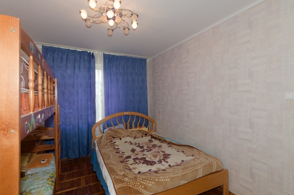 
  Продается 2-комн. квартира, 66 м², Крылова ул, д. 81
. Фото 16.