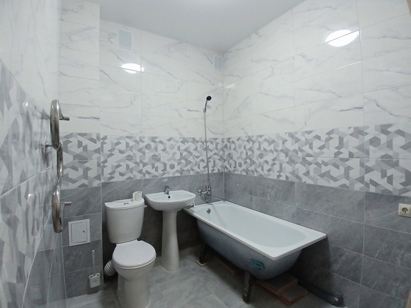 
  Продается 1-комн. квартира, 39 м², Парковая ул, д. 31
. Фото 10.