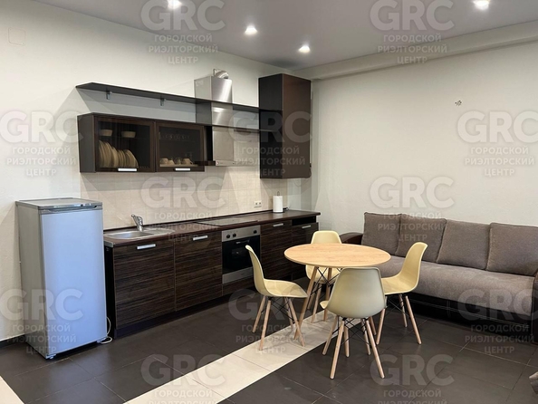 
  Продается студия, 50 м², Первомайская ул, д. 13
. Фото 4.