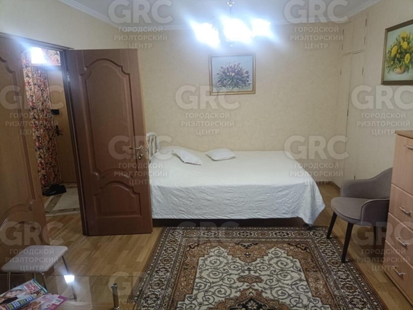 
  Продается 1-комн. квартира, 30 м², Конституции СССР ул, д. 36
. Фото 3.