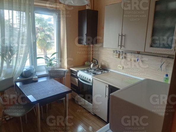 
  Продается 1-комн. квартира, 30 м², Конституции СССР ул, д. 36
. Фото 5.