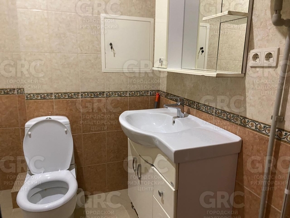 
  Продается 2-комн. квартира, 50 м², Камо ул, д. 80
. Фото 18.