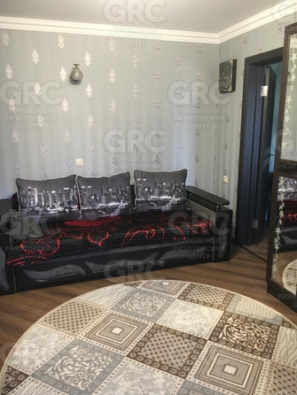 
  Продается 2-комн. квартира, 43.4 м², Авроры ул, д. 6
. Фото 2.