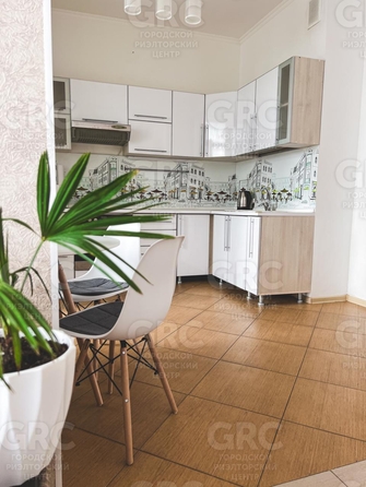 
  Продается 2-комн. квартира, 72 м², Невская ул, д. 18
. Фото 4.