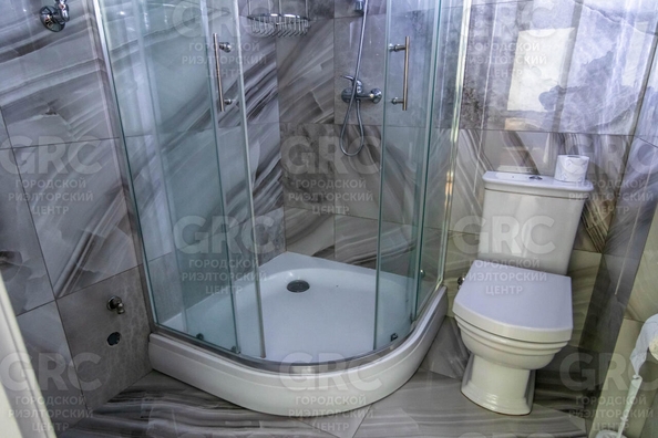 
  Продается 2-комнатный апартамент, 55.9 м², Орджоникидзе ул, д. 24/2
. Фото 26.