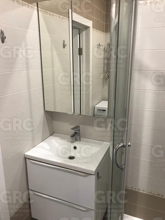 
  Продается 2-комнатный апартамент, 48 м², Черноморская ул, д. 6
. Фото 13.