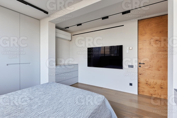 
  Продается 2-комнатный апартамент, 140.6 м², Виноградная ул, д. 4
. Фото 16.