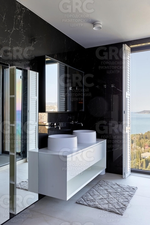 
  Продается 2-комнатный апартамент, 140.6 м², Виноградная ул, д. 4
. Фото 31.