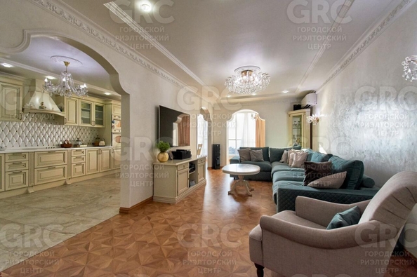 
  Продается 3-комн. квартира, 192 м², Первомайская ул, д. 19
. Фото 35.