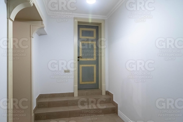 
  Продается 3-комн. квартира, 130 м², Сухумское шоссе ул, д. 13/8
. Фото 8.