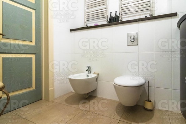 
  Продается 3-комн. квартира, 130 м², Сухумское шоссе ул, д. 13/8
. Фото 23.
