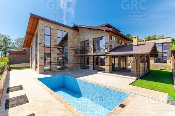 
  Продается коттедж, 360 м², Сочи
. Фото 1.