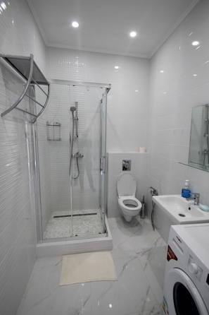 
  Продается 1-комн. квартира, 50 м², Верхняя ул
. Фото 3.