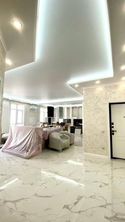 
  Продается 2-комн. квартира, 124 м², Олега Анофриева ул
. Фото 1.