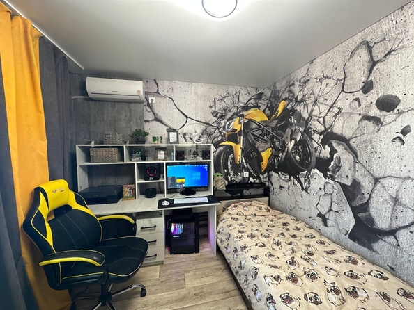 
  Продается 3-комн. квартира, 80 м², Маршала Жукова ул
. Фото 5.