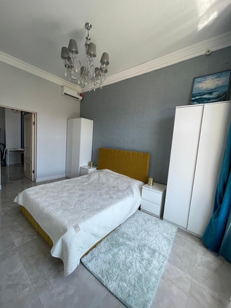 
  Продается 4-комн. квартира, 136 м², Новороссийская ул
. Фото 7.