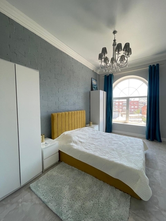 
  Продается 4-комн. квартира, 136 м², Новороссийская ул
. Фото 8.