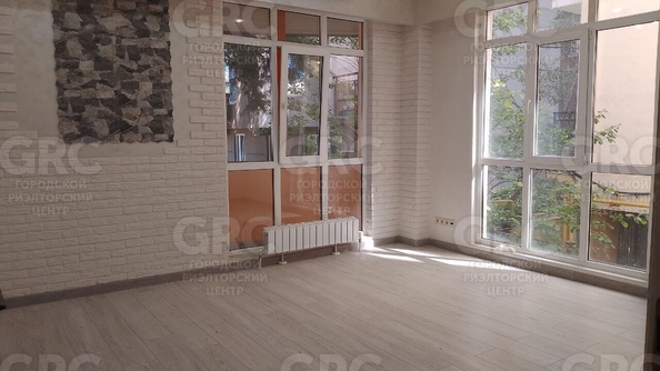 
  Продается студия, 57 м², Пятигорская ул, д. 54/42
. Фото 1.