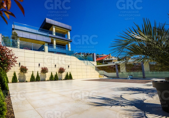 
  Продается дом, 564 м², Сочи
. Фото 3.