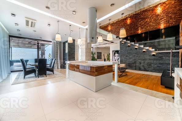 
  Продается дом, 280 м², Сочи
. Фото 8.
