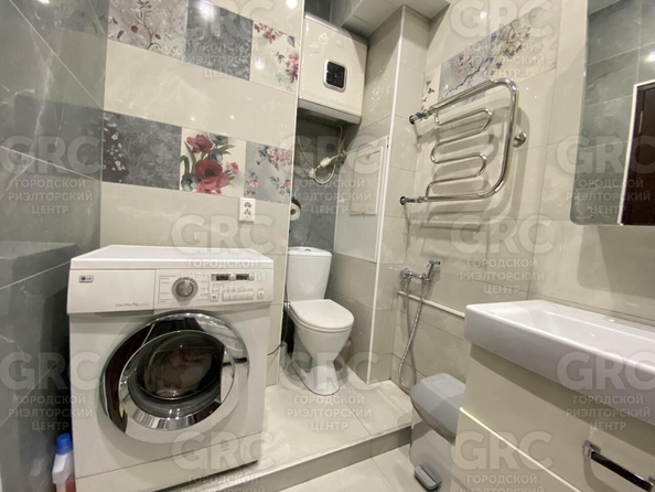 
  Продается 2-комн. квартира, 57 м², Войкова ул, д. 40
. Фото 19.