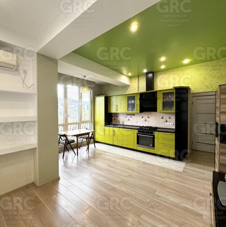 
  Продается 2-комн. квартира, 54.5 м², Санаторная ул
. Фото 2.
