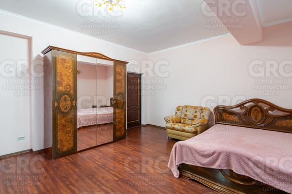 
  Продается 3-комн. квартира, 110 м², Дмитриевой ул, д. 13/1
. Фото 8.