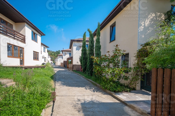
  Продается дом, 120 м², Сочи
. Фото 2.