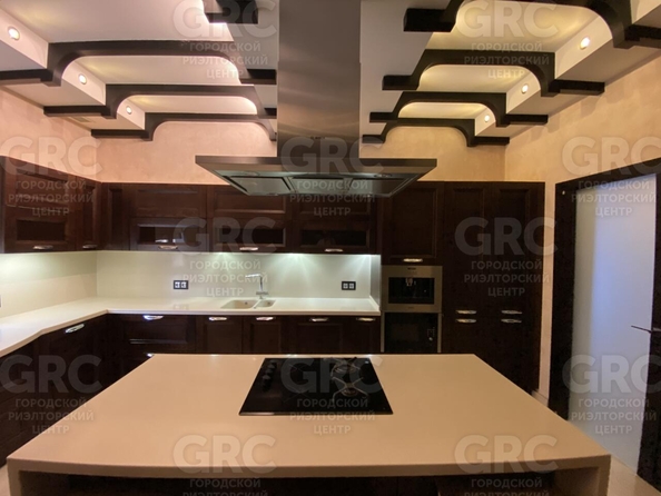 
  Продается дом, 500 м², Сочи
. Фото 9.