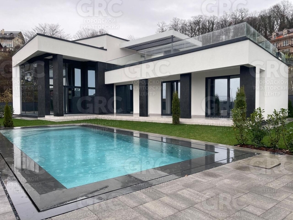 
  Продается дом, 300 м², Сочи
. Фото 4.