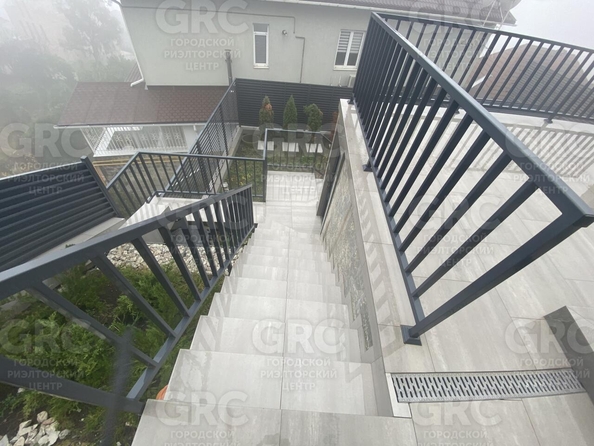 
  Продается дом, 170 м², Сочи
. Фото 8.