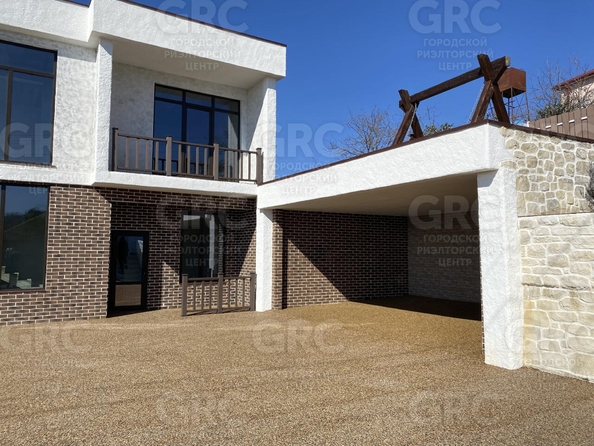 
  Продается дом, 180 м², Сочи
. Фото 2.