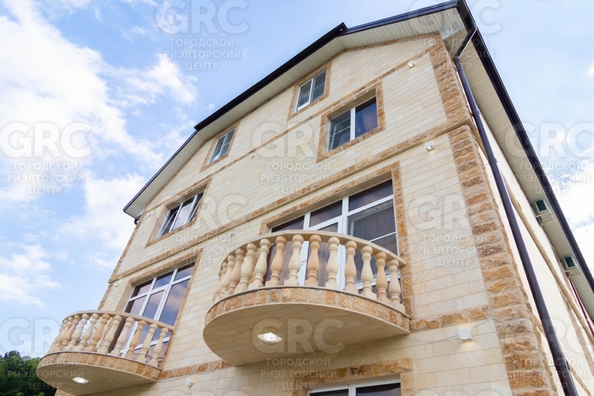 
  Продается дом, 400 м², Сочи
. Фото 4.