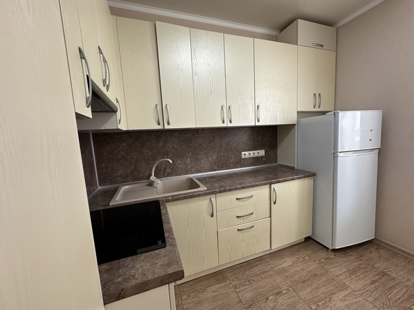 
  Продается 1-комн. квартира, 44 м², Шевченко ул, д. 288к1
. Фото 2.