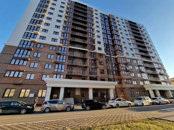 
  Продается 1-комн. квартира, 38 м², Омелькова ул, д. 93
. Фото 17.